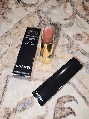 CHANEL Rouge Allure Lipstick 212 Caractère